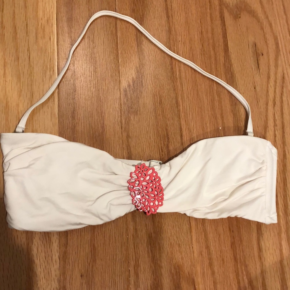 White halter/strapless bikini with pink flower